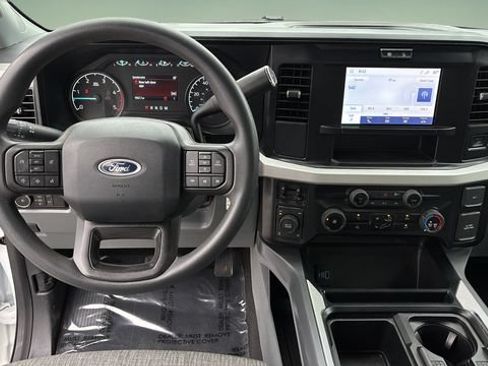 Used 2025 Ford F250 XLT w/ FX4 Off-Road Package AWD/4WD image 11