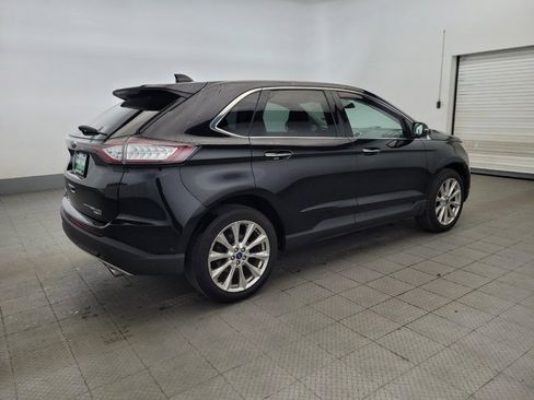 Used 2018 Ford Edge Titanium w/ Equipment Group 302A AWD/4WD image 10