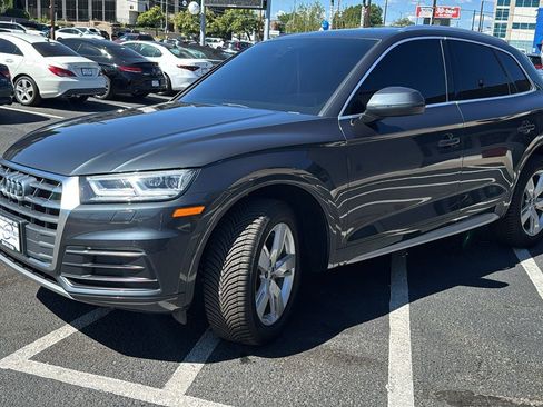 Used 2018 Audi Q5 2.0T Premium Plus w/ Premium Plus Package AWD/4WD image 7