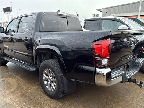 Used 2018 Toyota Tacoma SR5 image 4