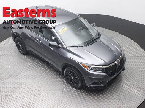 Used 2021 Honda HR-V Sport image 3