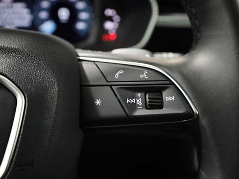 Certified 2025 Audi Q3 2.0T Premium w/ Convenience Package image 26