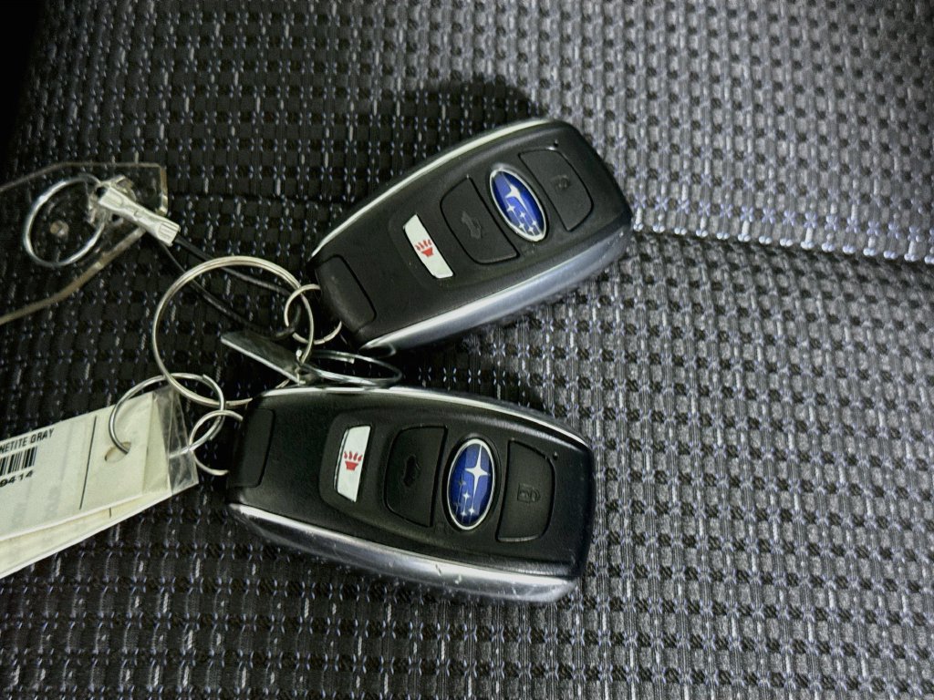 Used 2025 Subaru Forester Premium AWD/4WD image 35
