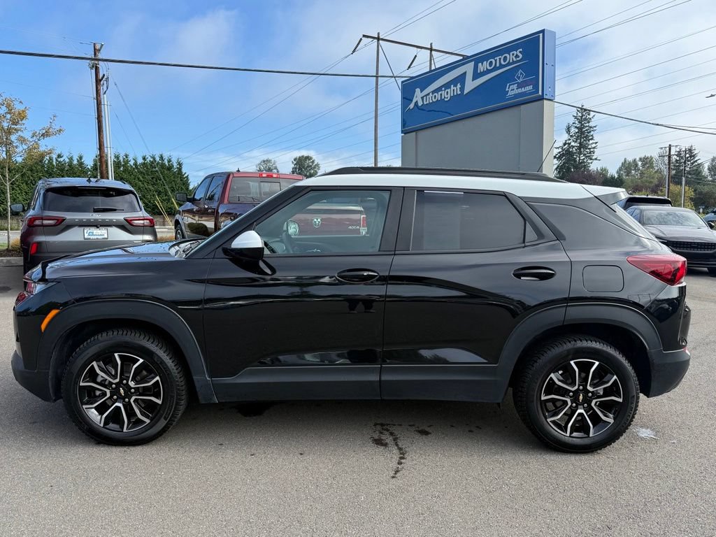 Used 2023 Chevrolet TrailBlazer ACTIV AWD/4WD image 2