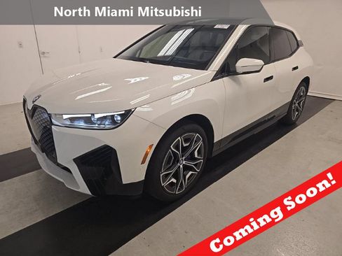 Used 2024 BMW iX xDrive50 w/ Sport Package AWD/4WD image 1