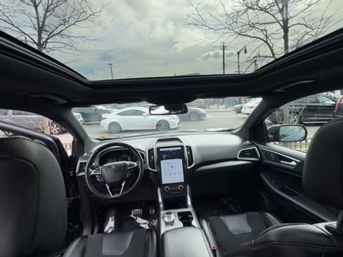 Certified 2024 Ford Edge ST w/ Equipment Group 401A image 17