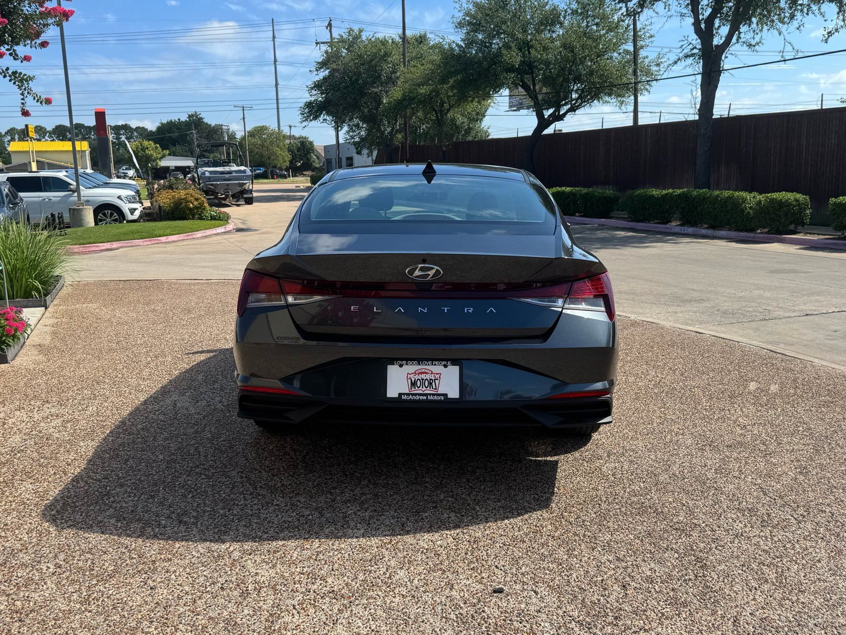 Used 2021 Hyundai Elantra SE FWD image 9