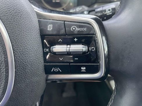 Used 2023 Kia Sorento SX image 35