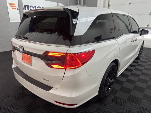 Used 2022 Honda Odyssey Elite image 9
