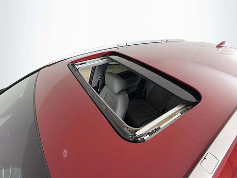 Used 2022 Honda CR-V Touring image 18