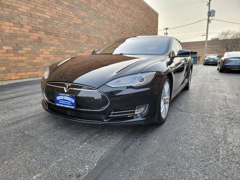 Used 2016 Tesla Model S 70D image 36