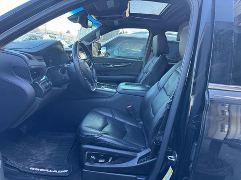 Used 2016 Cadillac Escalade ESV Platinum image 22