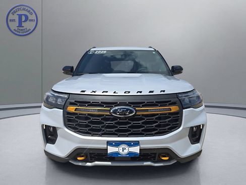Used 2026 Ford Explorer Tremor w/ Tremor Ultimate Package AWD/4WD image 2