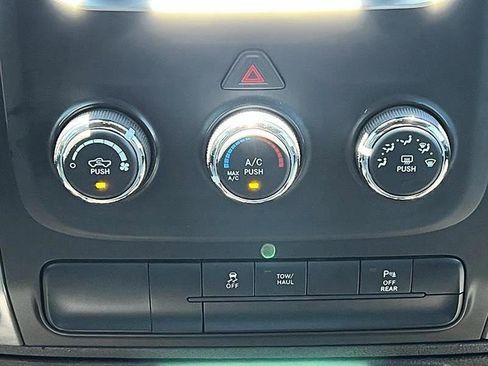 Used 2022 RAM 1500 Classic Warlock AWD/4WD image 32