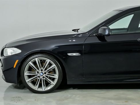 Used 2013 BMW 550i Sedan RWD image 6