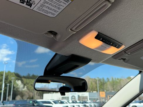 Used 2023 Nissan Kicks SV image 24