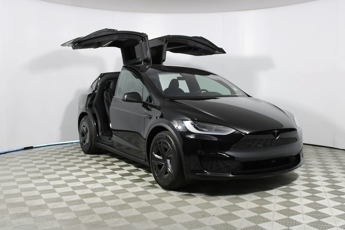 Used 2026 Tesla Model X Plaid AWD/4WD image 2
