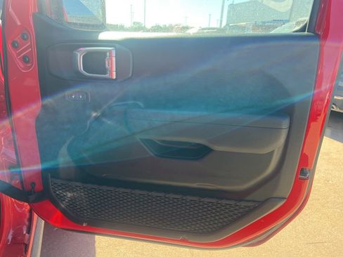 Used 2025 Jeep Wrangler Unlimited Sport S 4xe image 17