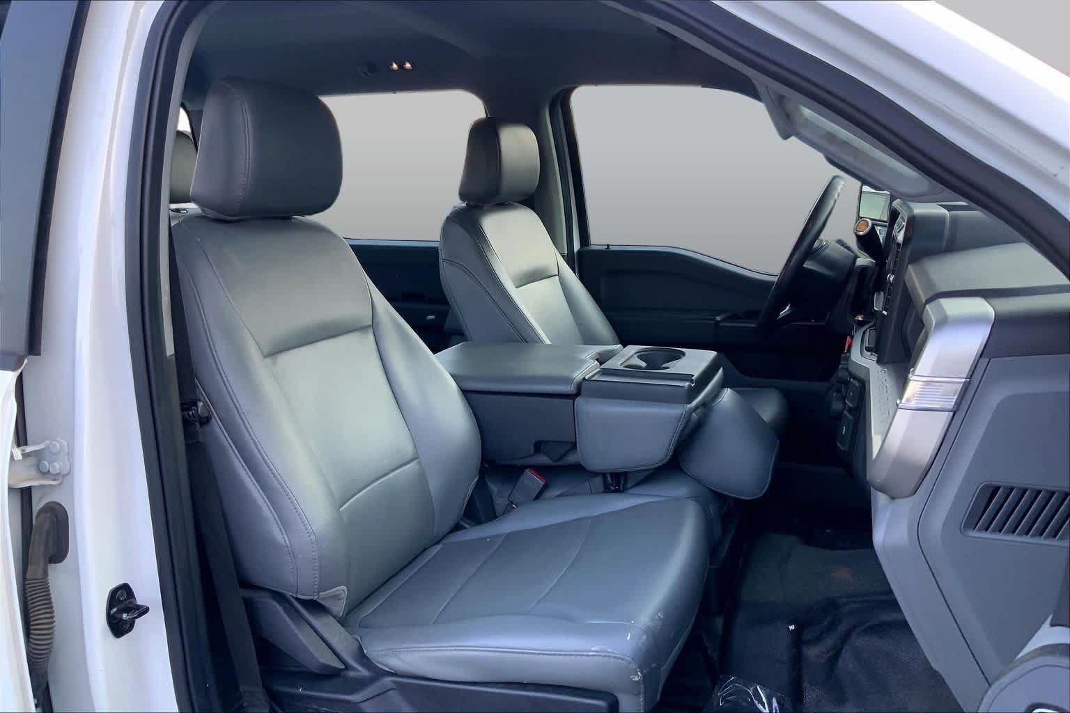 Used 2024 Ford F250 XL w/ 360-Degree Camera Package AWD/4WD image 9