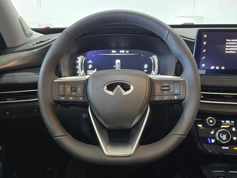 Certified 2026 INFINITI QX60 Luxe w/ Family Package image 10