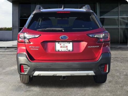 Certified 2022 Subaru Outback Limited image 8