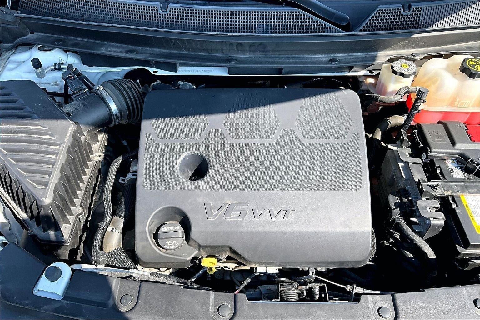 Used 2022 Chevrolet Traverse LS AWD/4WD image 10