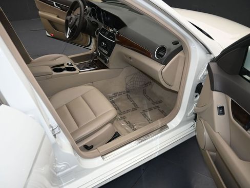 Used 2012 Mercedes-Benz C 300 4MATIC Sedan image 14
