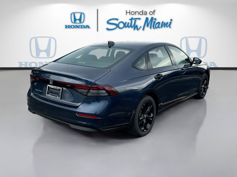 New 2025 Honda Accord SE image 6