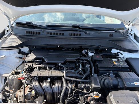 Used 2022 Hyundai Kona SE w/ Cargo Package AWD/4WD image 15