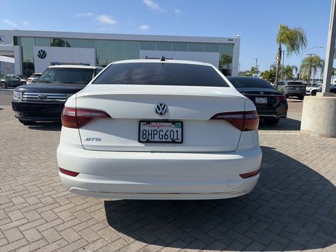 Used 2019 Volkswagen Jetta S w/ Driver Assistance Package FWD image 3