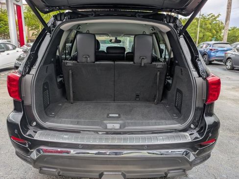 Used 2020 Nissan Pathfinder SL FWD image 6