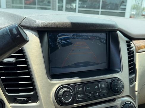 Used 2015 GMC Yukon XL Denali w/ Premium Package AWD/4WD image 24
