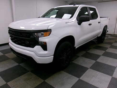 New 2026 Chevrolet Silverado 1500 Custom image 1