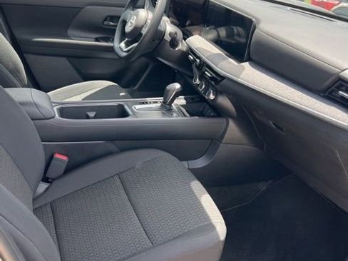 Used 2026 Nissan Kicks S FWD image 18