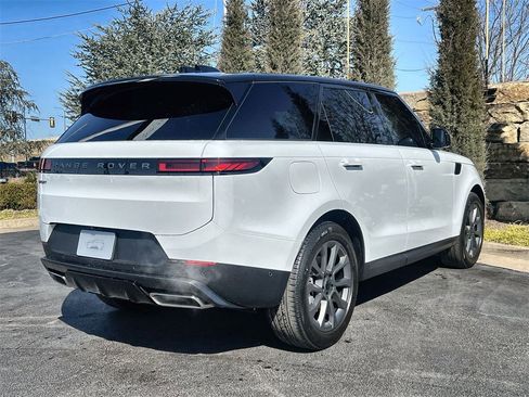 New 2026 Land Rover Range Rover Sport SE image 5