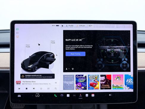 Used 2023 Tesla Model 3 Standard Range image 22