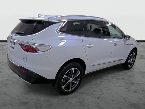 Used 2022 Buick Enclave Essence w/ Experience Buick Package image 4
