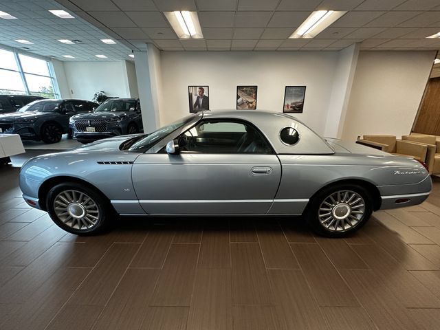 Used 2004 Ford Thunderbird RWD image 8
