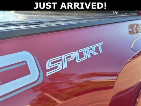 Used 2019 Toyota Tacoma TRD Sport image 6