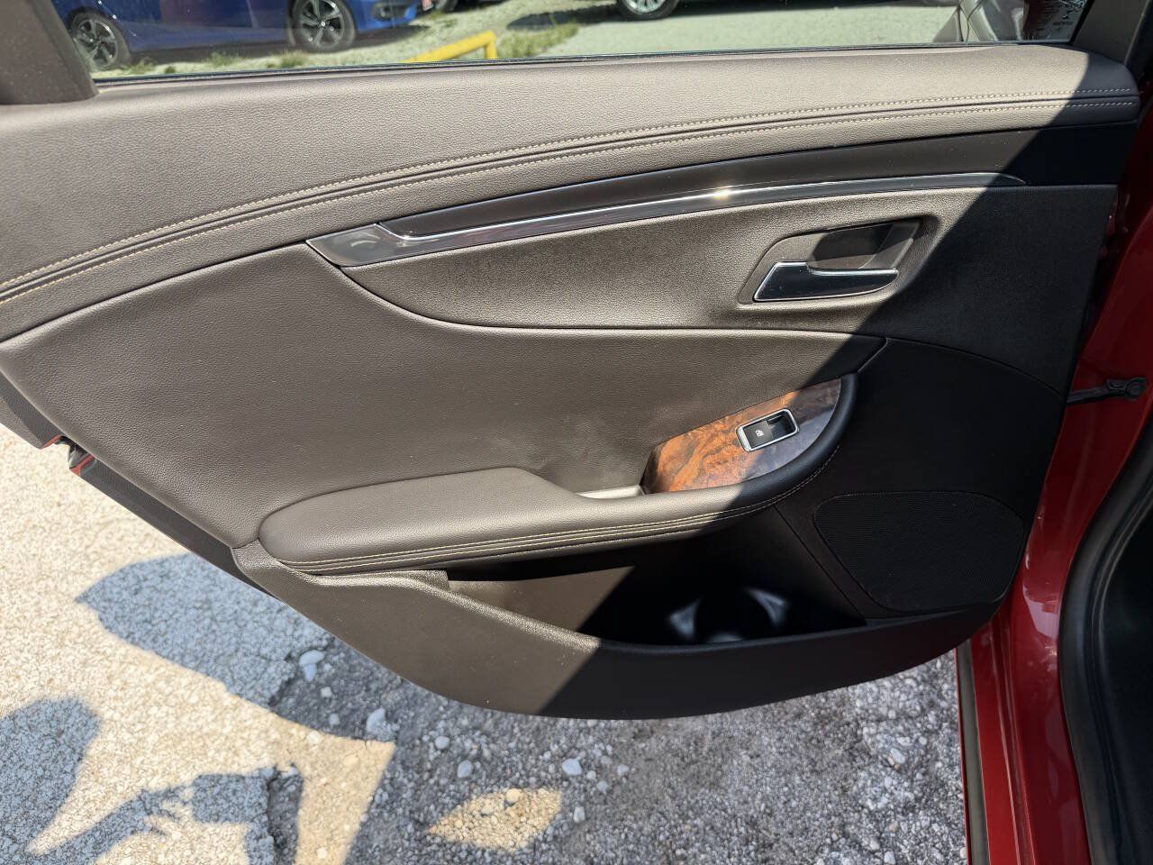 Used 2014 Chevrolet Impala LTZ FWD image 15