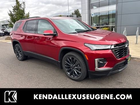 Used 2023 Chevrolet Traverse RS AWD/4WD image 1
