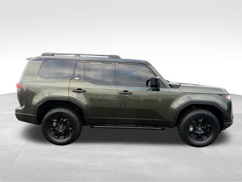 Used 2024 Lexus GX 550 image 10