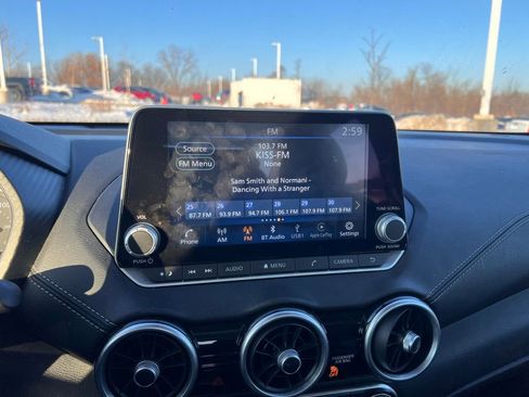 Used 2024 Nissan Sentra SV image 21