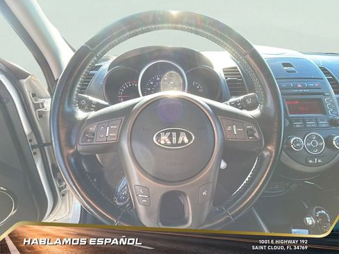 Used 2013 Kia Soul + image 18