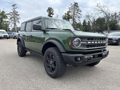 New 2025 Ford Bronco Big Bend w/ Black Diamond Package