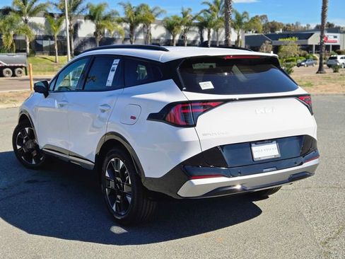 New 2026 Kia Sportage SX image 10