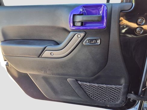 Used 2016 Jeep Wrangler Unlimited Sport w/ Quick Order Package 24S AWD/4WD image 27