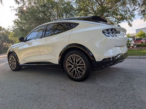 Used 2024 Ford Mustang Mach-E Premium image 5