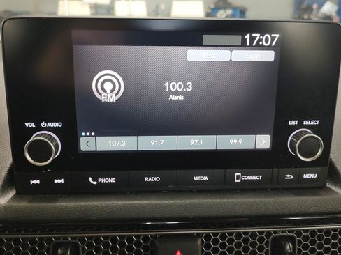 Used 2024 Honda Civic EX-L image 6