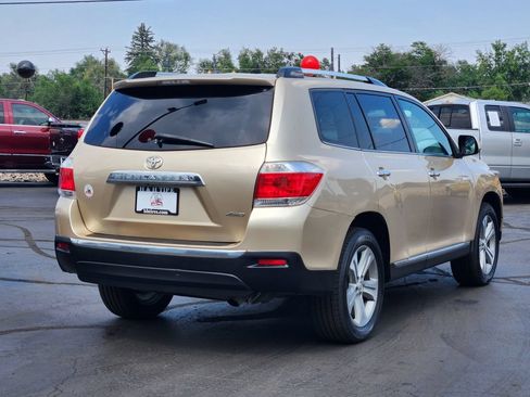 Used 2012 Toyota Highlander Limited w/ Tow Pkg AWD/4WD image 8